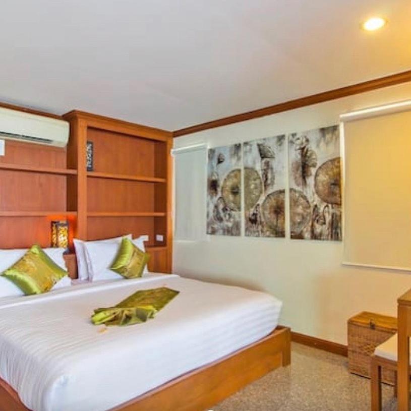Goodwill Beach House Patong Bagian luar foto