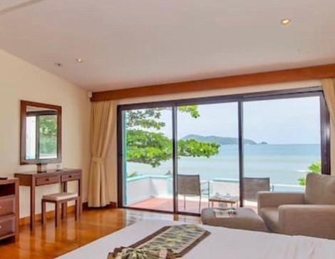 Goodwill Beach House Patong Bagian luar foto