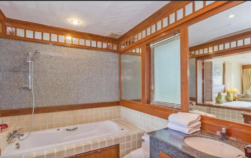 Goodwill Beach House Patong Bagian luar foto